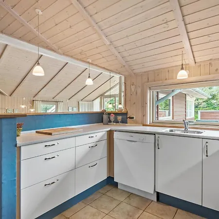 Lovely In With Kitchen *