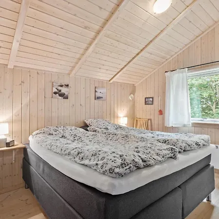 Feriehus Lovely In With Kitchen *