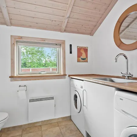 Lovely In With Kitchen Feriehus Hemmet