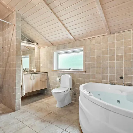 Lovely In With Kitchen *