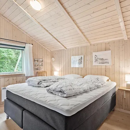 Lovely In With Kitchen