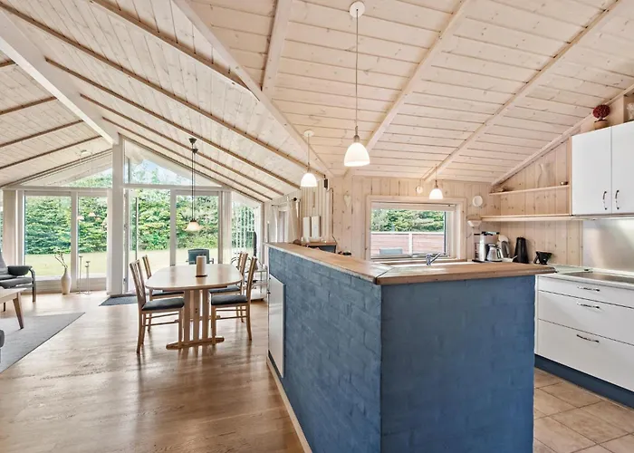 Lovely In With Kitchen